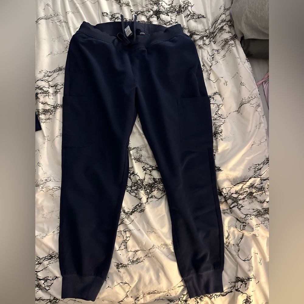 Petite medium Navy scrub pants, jogger
